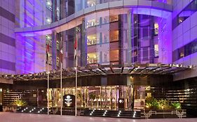 Doubletree by Hilton Hotel & Residences Dubai al Barsha 5*
