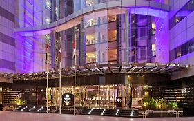Doubletree by Hilton Hotel & Residences Dubai al Barsha 5*